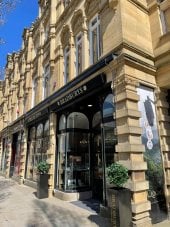 Bradbury's The Jewellers